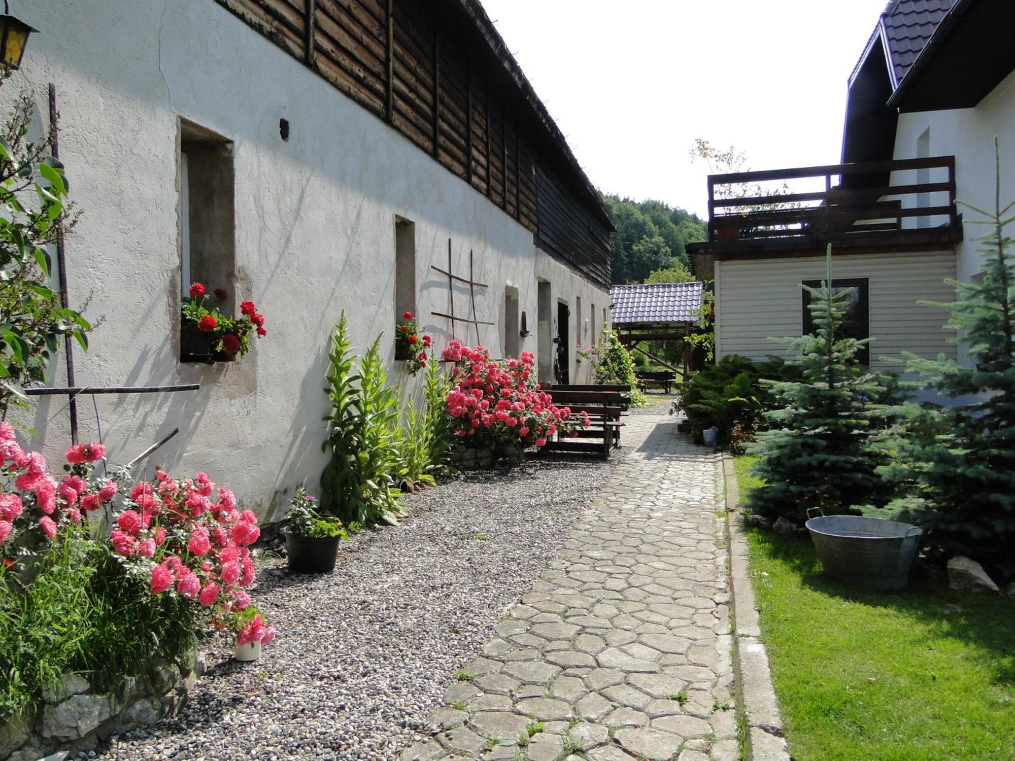 Romanowka Oldrzychowice Klodzkie Exterior photo